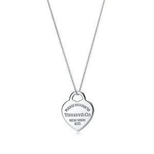 AUTHENTIC - Return to Tiffany Heart Tag Pendant in Silver - Brand New With Box